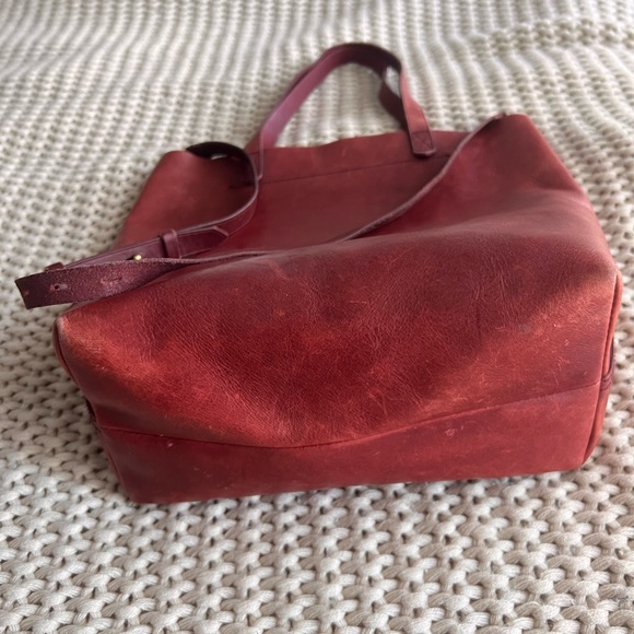 Madewell Medium Transport Tote - Cranberry/Burgundy Color - Picture 4 of 6